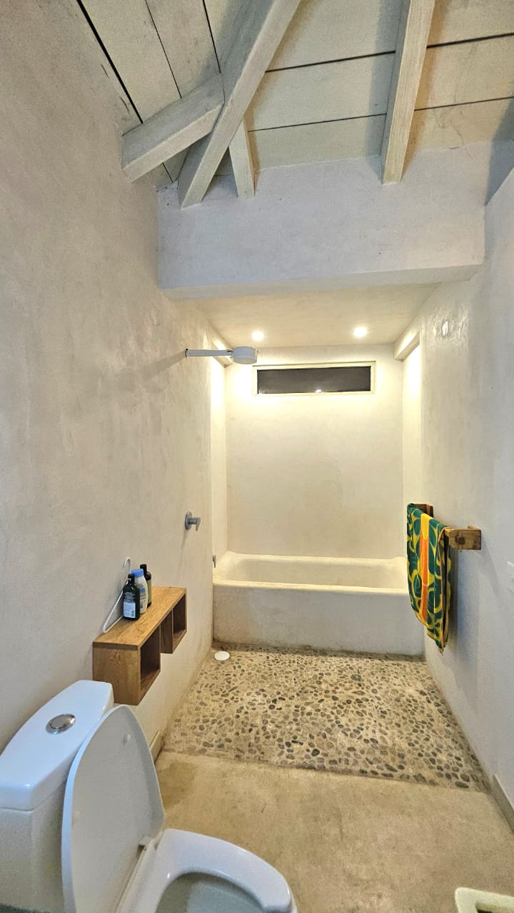 WhatsApp Image 2025-11-08 at 11.35