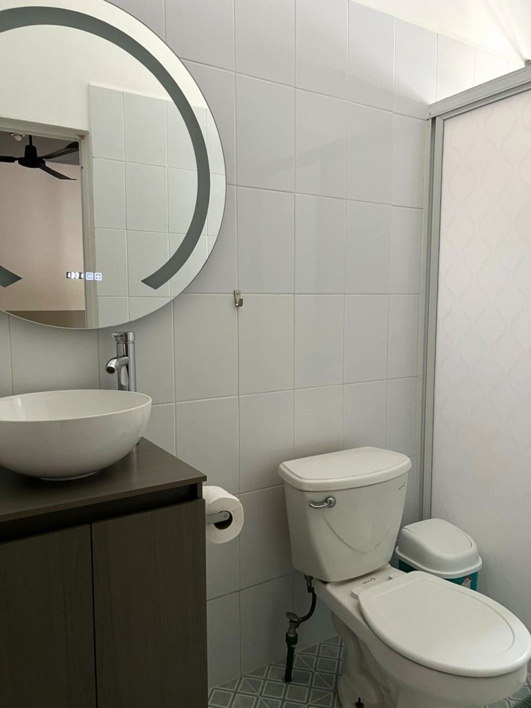 WhatsApp Image 2025-11-08 at 2.04