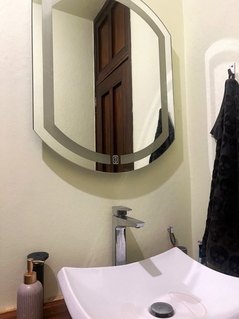 WhatsApp Image 2025-11-08 at 2.04